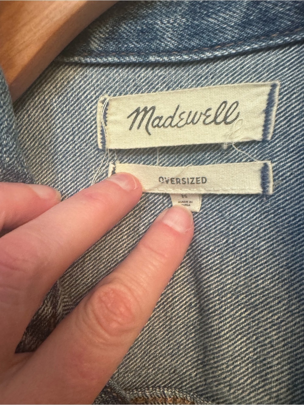 Madewell Faded Blue Denim 70’s Jean Trucker Chore Jacket SZ MED Barn Festival - Picture 8 of 14